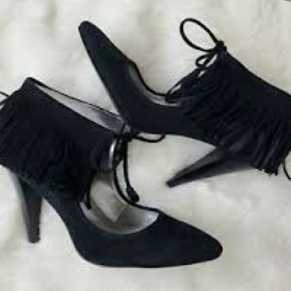 PIXIE SUEDE ANKLE BOOT